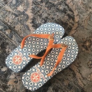 Tory Birch flip flops